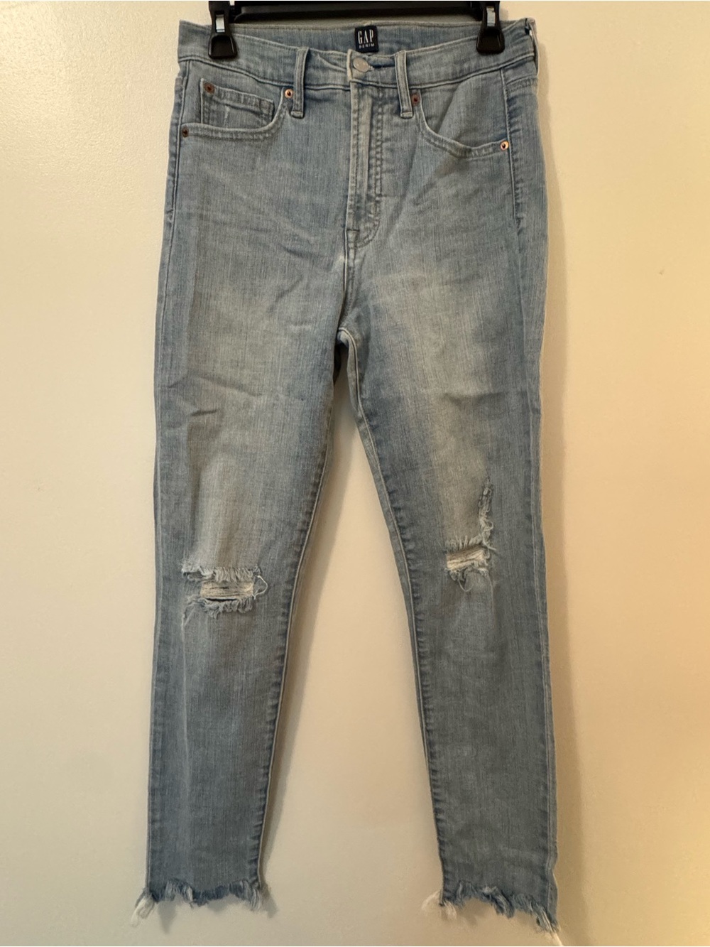 GAP Light Blue Distressed True Skinny Women's Jeans